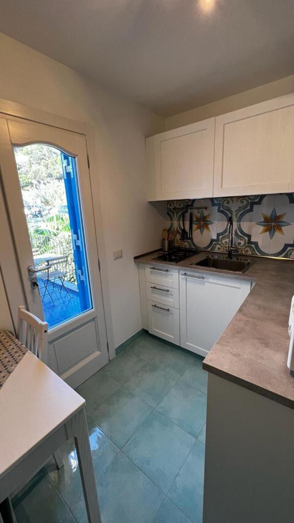 Luxury Apartments Caucich Липари Екстериор снимка